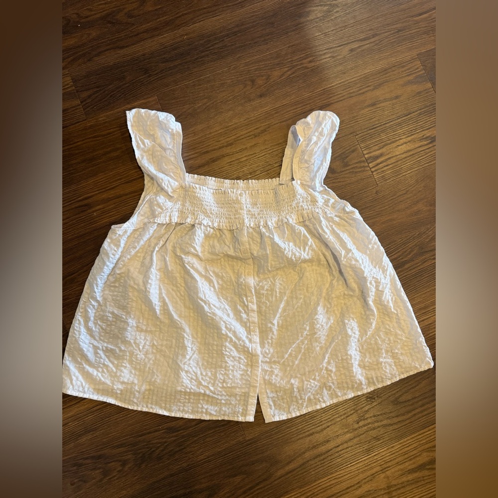 Old Navy Flutter Sleeve Button Down - Picture 2 of 6